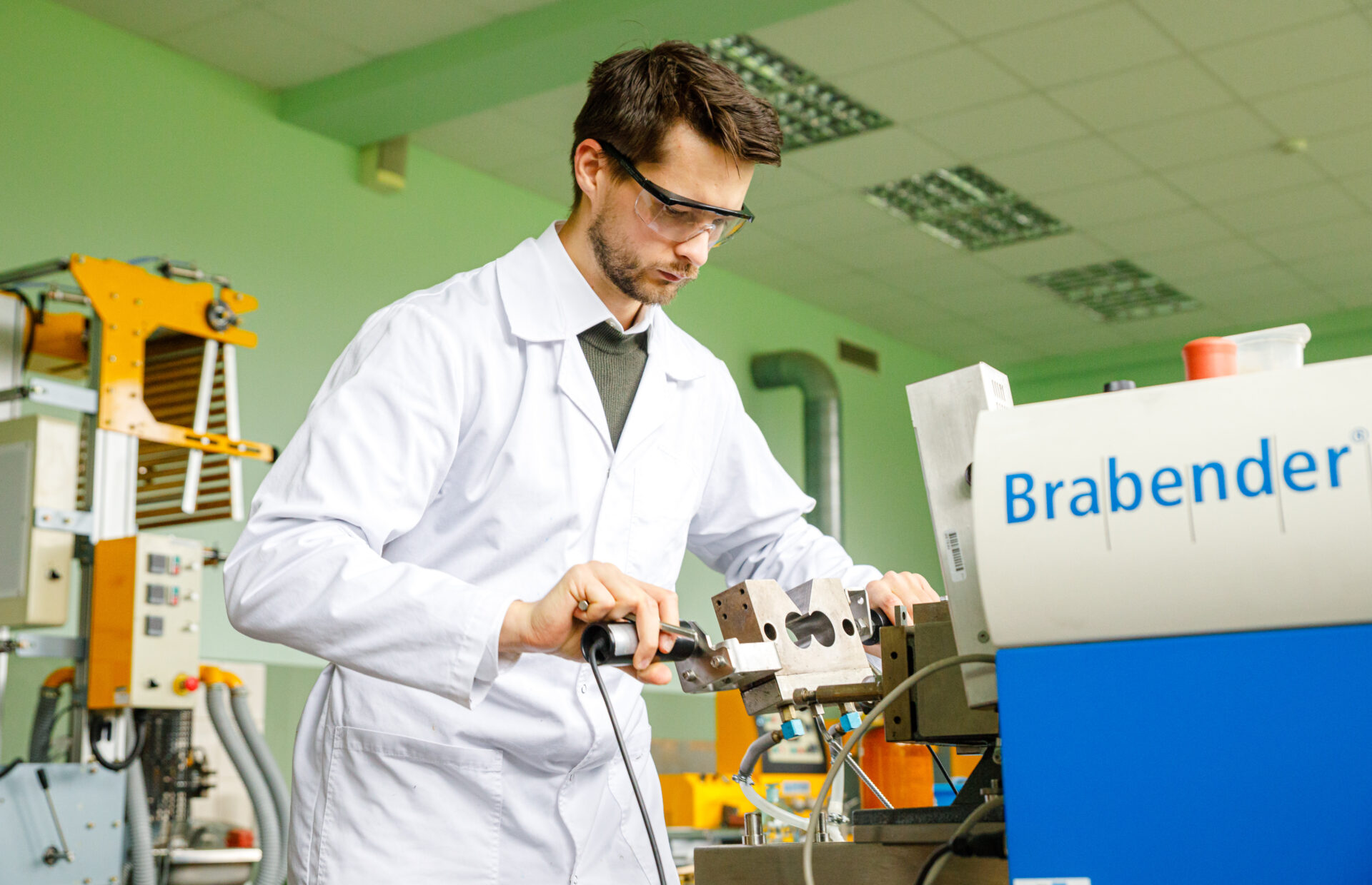 Robust EMI protection for high-integrity cyber security solutions