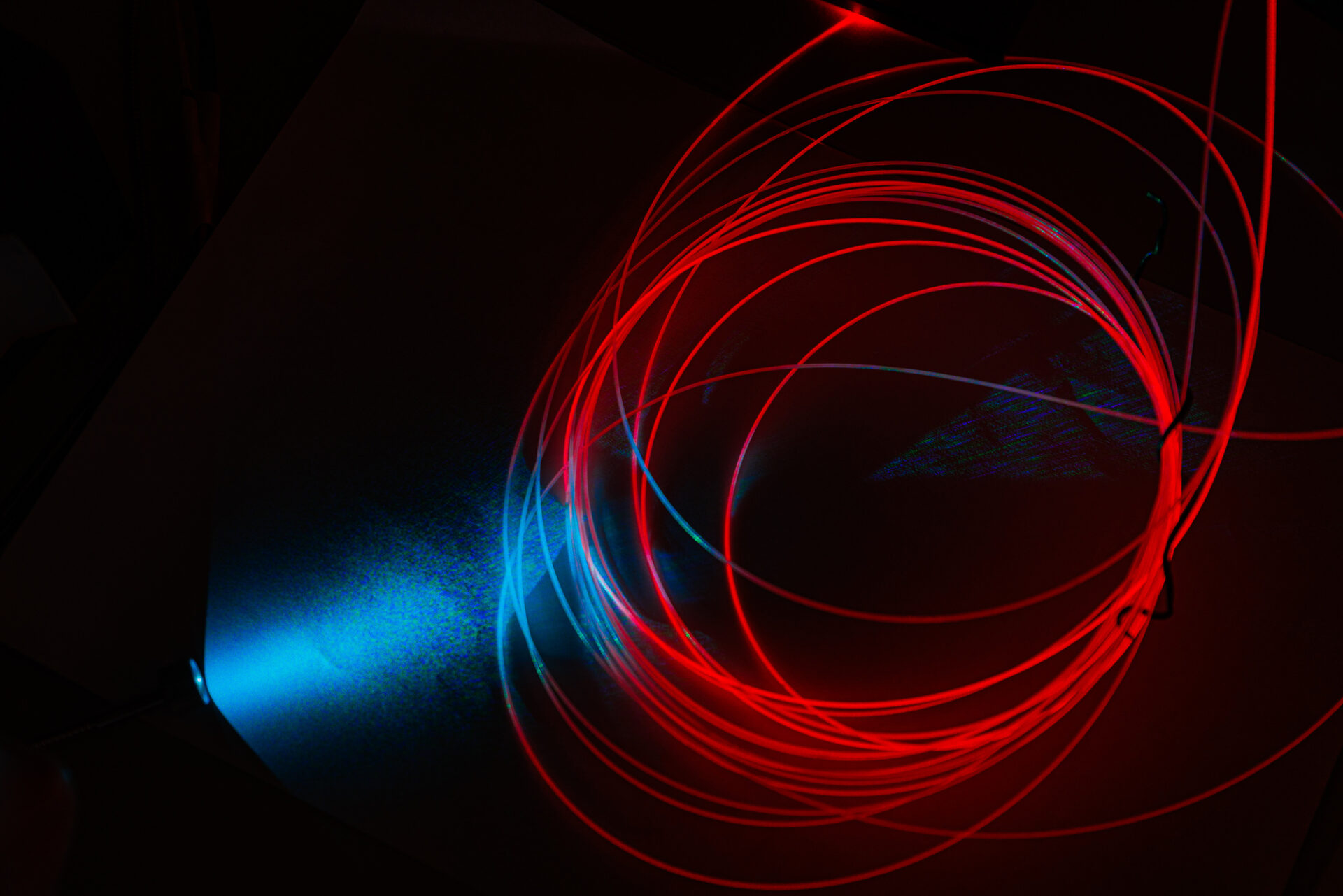 Baltā lāzera endoskopijas sistēma (ENDOLASE)