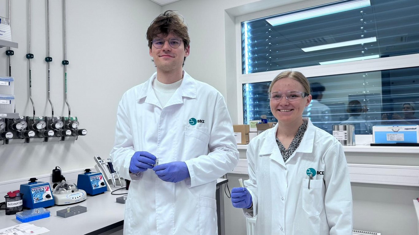 “BioPhoT” projektā U-TEST zinātnieki izstrādā jaunu metodi sepses noteikšanai jaundzimušo urīnā